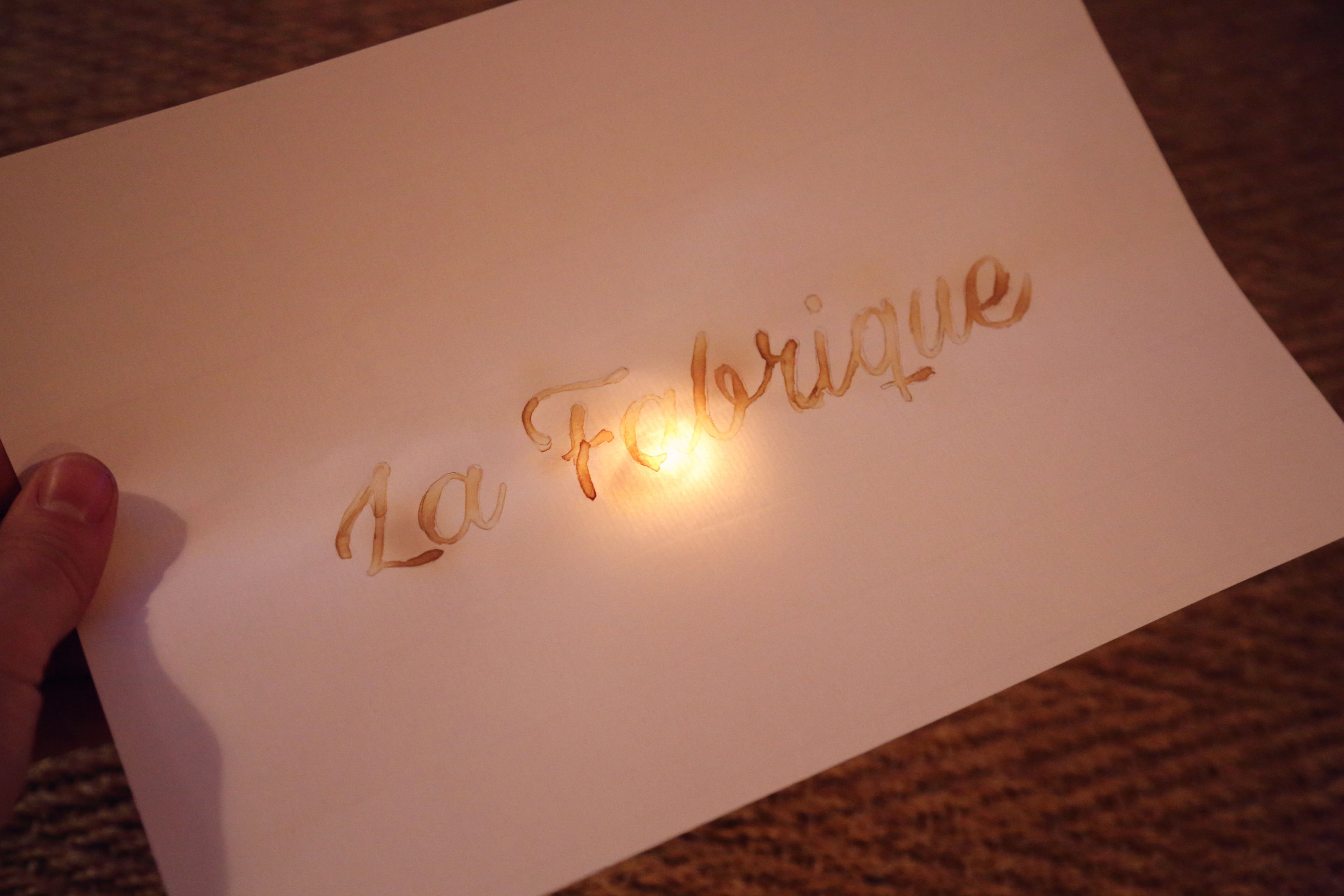 Ecrire à l'encre invisible | La Fabrique DIY